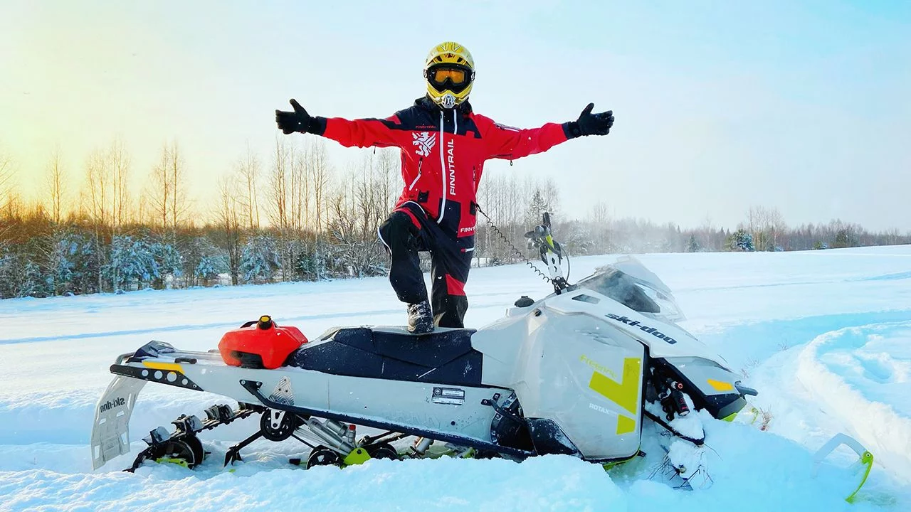 Snowmobile types: how to choose the right one for you