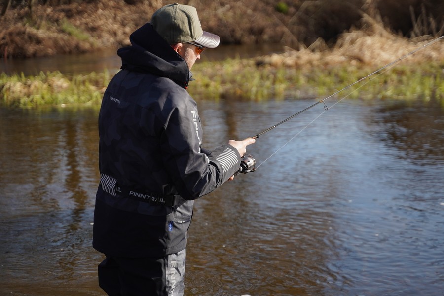 Fishing Tactics for Cold Weather: Expert Tips, Tactics, and Lure Choices for Winter Anglers Fishing Tactics for Cold Weather: Expert Tips, Tactics, and Lure Choices for Winter Anglers