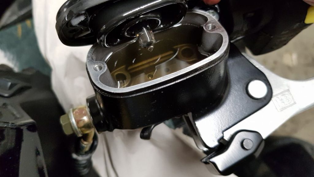 atv brake fluid.jpg atv brake fluid.jpg