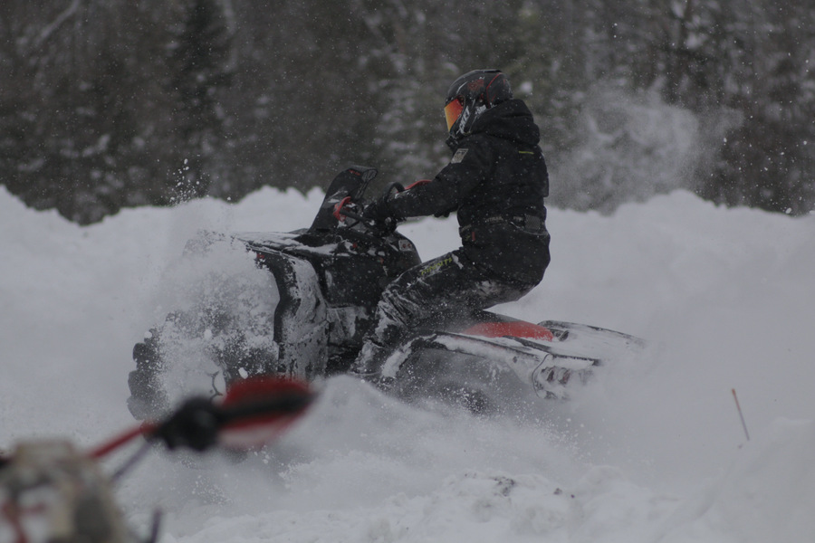 Off-Roading in Extreme Conditions: Gear That Stands Up to the Challenge