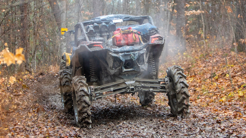 utv with radius rods