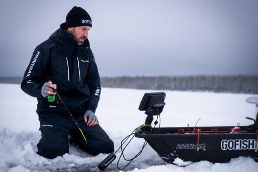 Ice Fishing for Perch: Expert Tips, Lures, and Techniques for a Successful Season