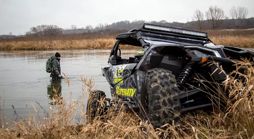 Comment installer une barre lumineuse DEL sur un quad