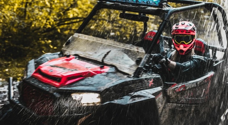 Comment choisir le meilleur casque de quad selon votre style de conduite