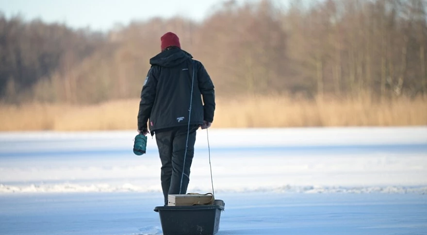 Pêche sur glace à la truite : conseils et techniques