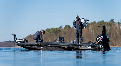 How to Anchor Your Boat for Fishing Like a Pro