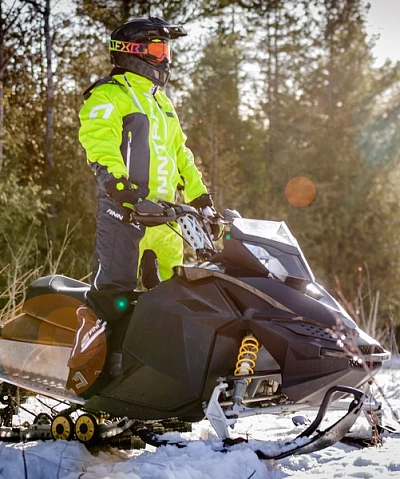 So wählen Sie das richtige Schneemobil für sich aus