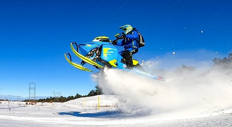 Auswahl von Thermounterwäsche für die kalte Jahreszeit