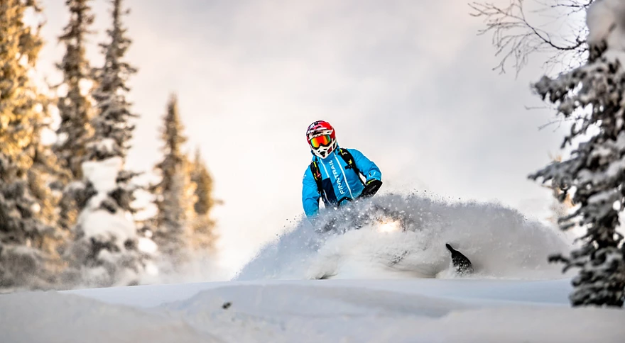 Snowmobile Cross-Country Racing: The Ultimate Winter Endurance Challenge