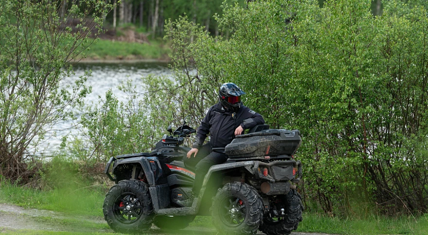 Risques sur les sentiers en quad : ce que tout pilote doit savoir