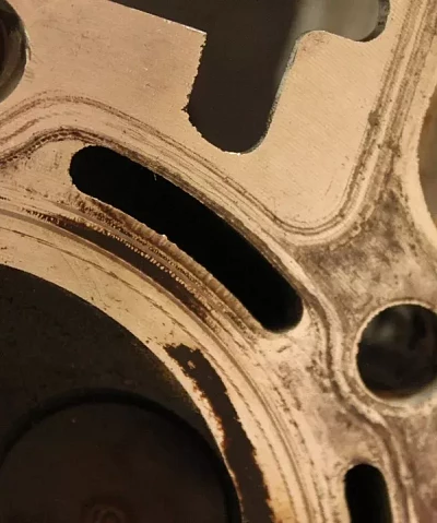 Comment réparer un joint de culasse sur un quad