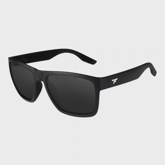 PURSUIT Black