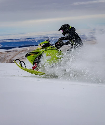 Verwandeln Sie das Handling Ihres Schneemobils mit diesen 7 einfachen Grundeinstellungen