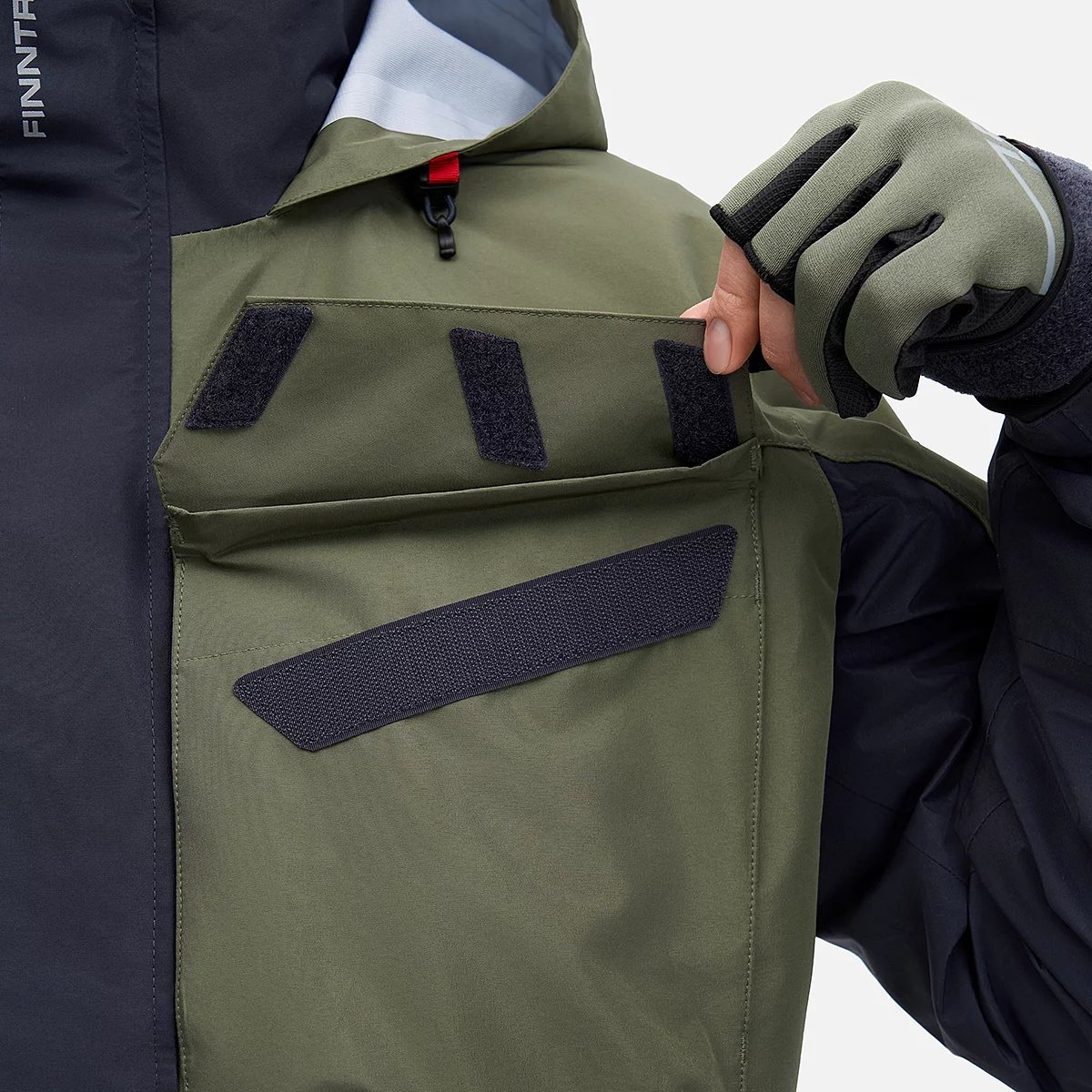 COASTER Khaki