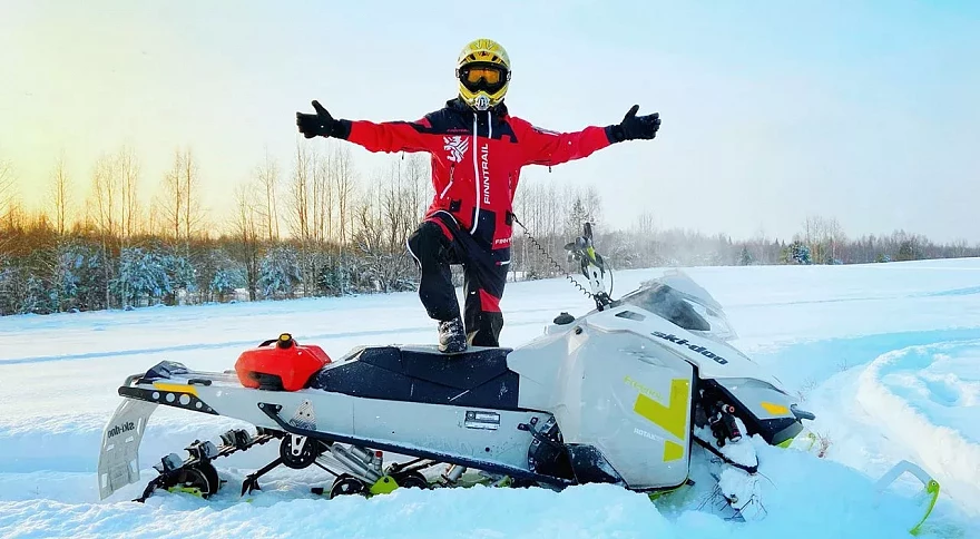 Snowmobile types: how to choose the right one for you