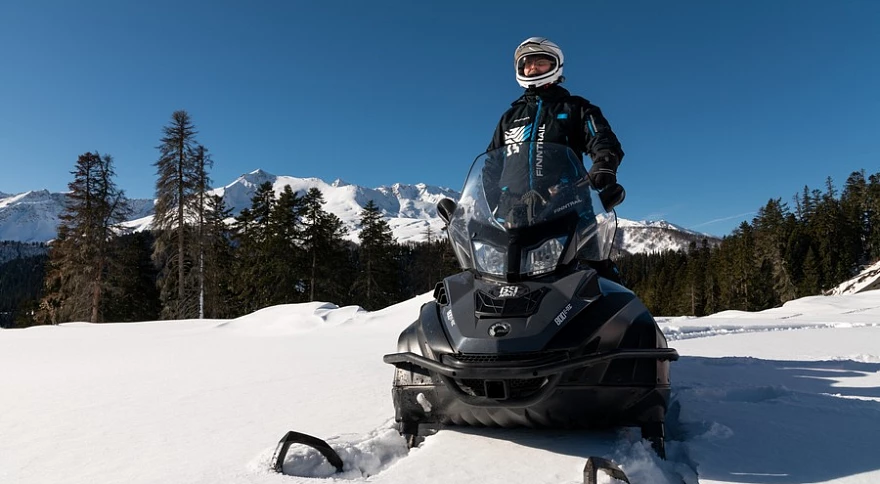 Level Up Your Snowmobile Skills: Tips for All Riders