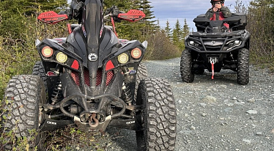 Mit dem ATV auf der Straße unterwegs? Hier erfahren Sie, was Sie wissen müssen.