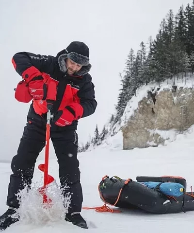 Grundlegende Ausrüstung zum Eisfischen: Was Sie für den Anfang brauchen