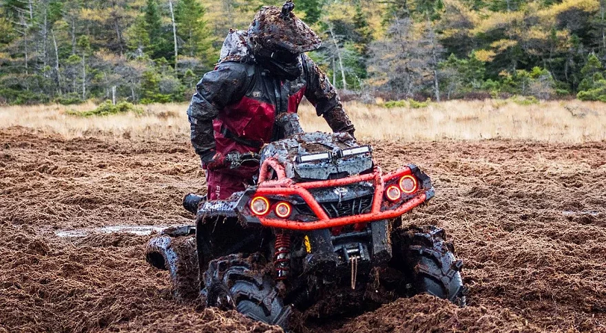 Comment réparer un grincement de courroie de transmission à variation continue (CVT)