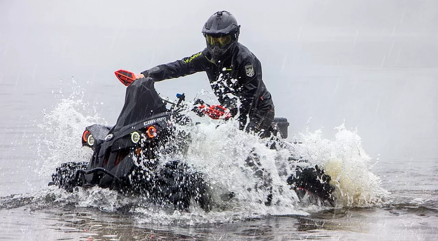 Comment conduire votre quad en toute securite sous la pluie