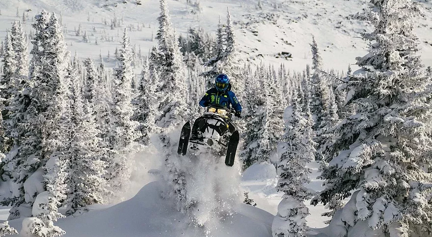 Common snowmobiles problems and how to fix them in the field