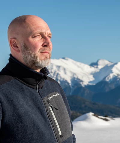 What Is Sherpa Fabric? A Guide to One of the Coziest Fleece Materials