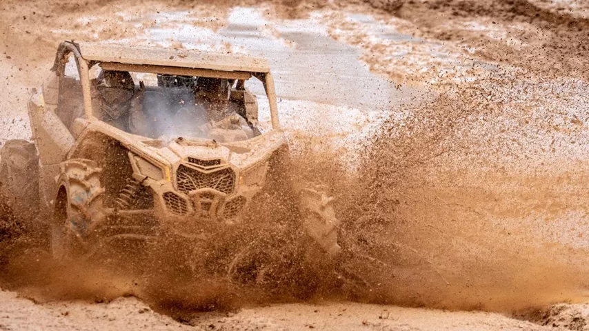 mud racing utv.jpg